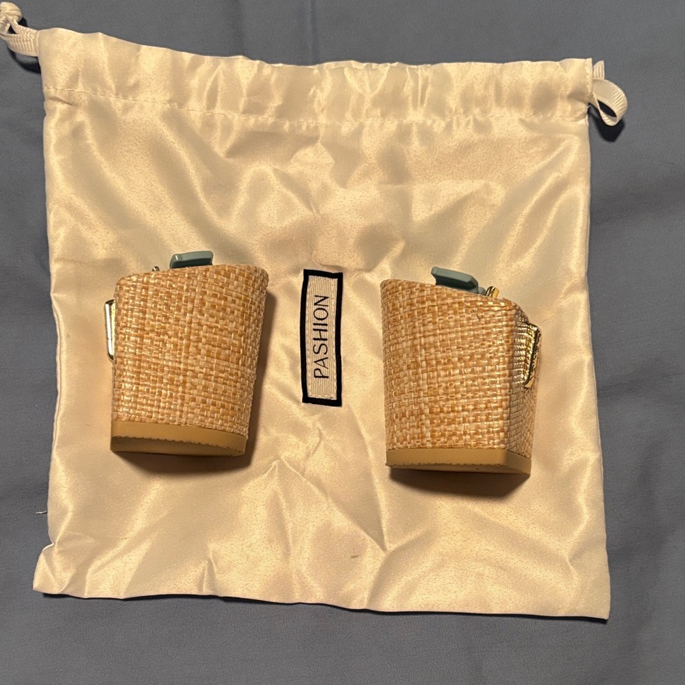Pashion Footwear raffia Heels